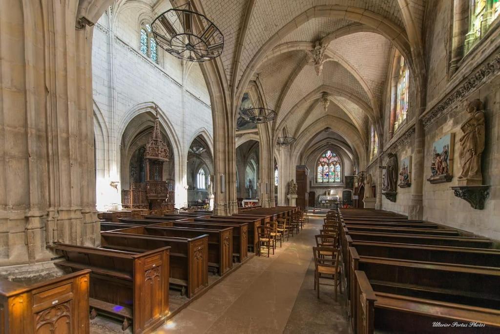 La Verriere. Les Locations Isahora C'Est Aussi Plusieurs Appart' De Standing A 2 Pas Du Chateau D'Eu, Des Falaises Du Treport, De Mers Les Bains Et Aux Portes De La Baie De Somme ウー  エクステリア 写真